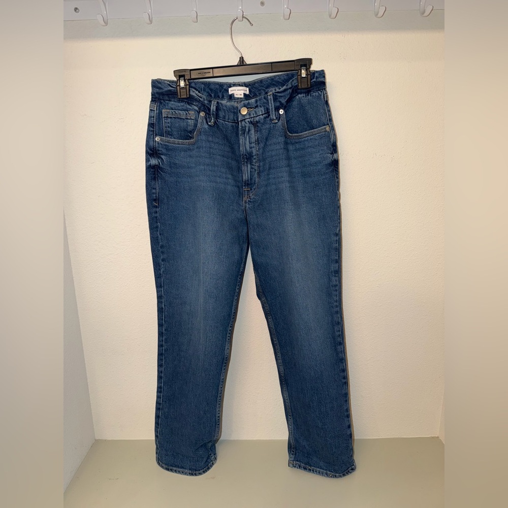 Good American Straight Leg Jeans in Classic Dark Blue Denim